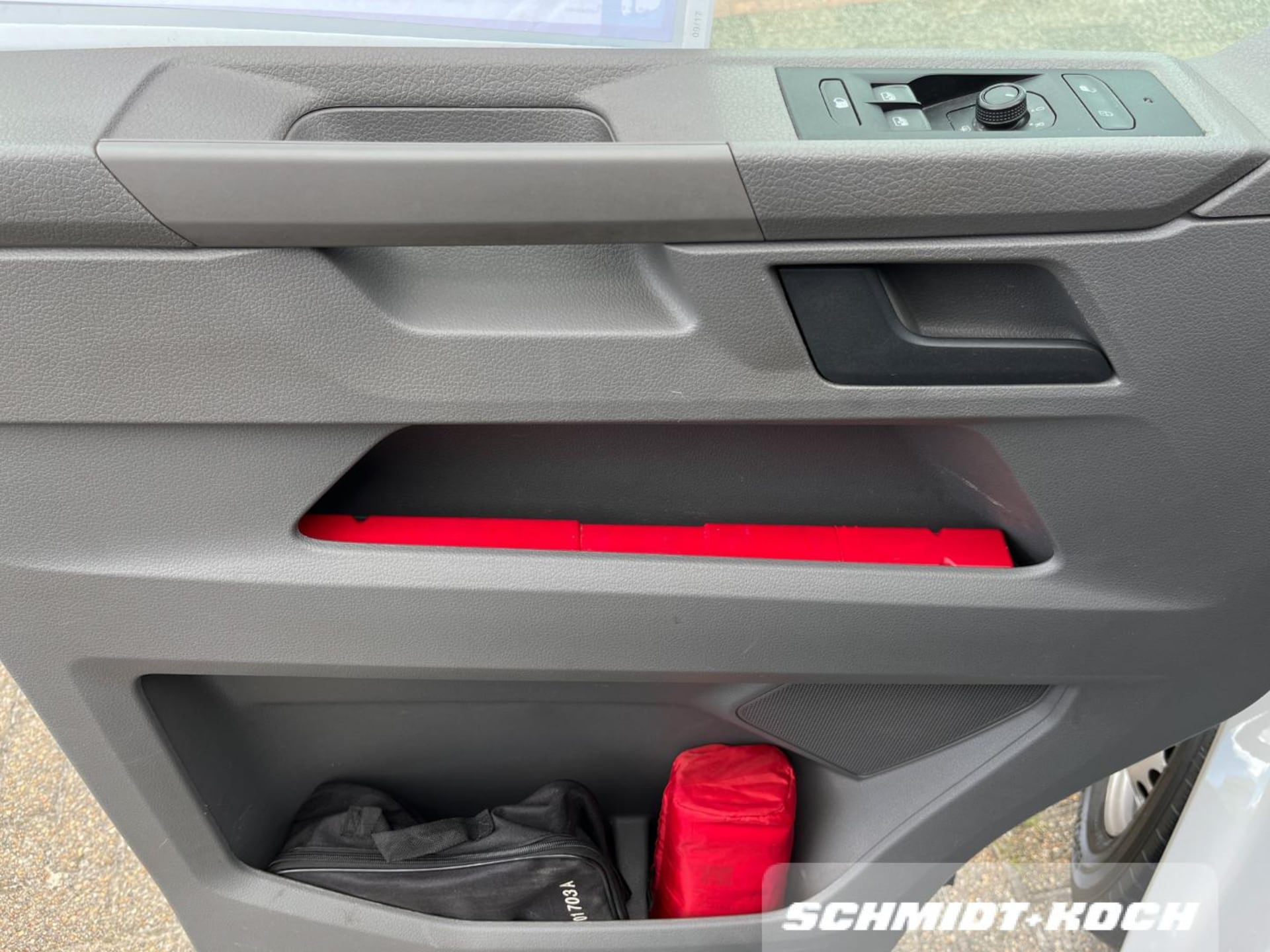 Volkswagen T6.1 Transporter Kasten langer Radstand