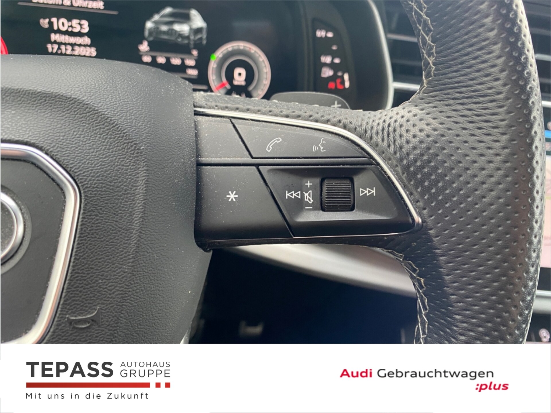 Audi SQ8 SUV