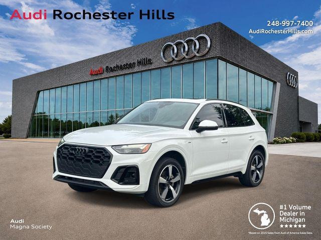 Photo of 2023 Audi Q5