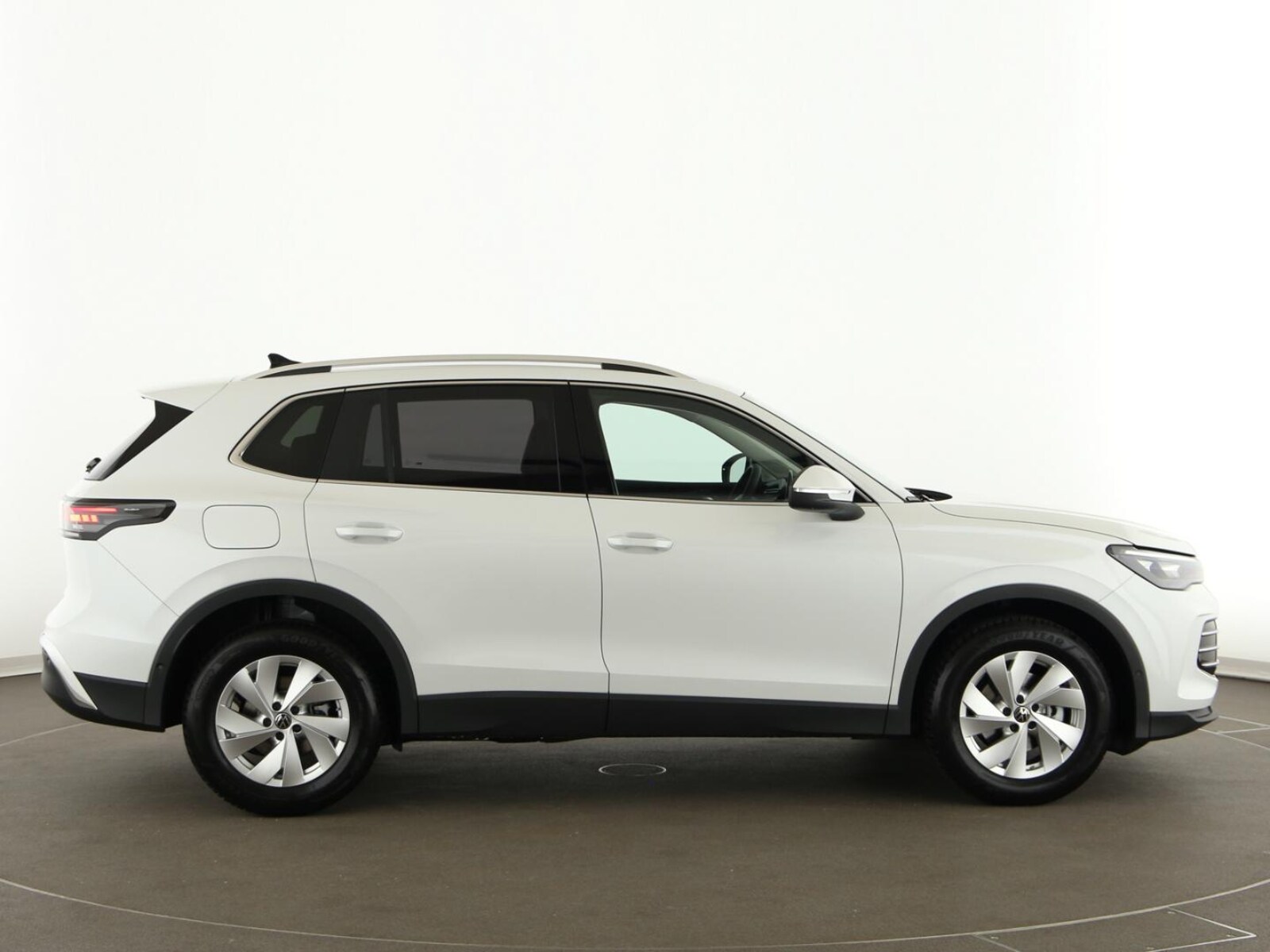 Volkswagen Tiguan – Bild 7