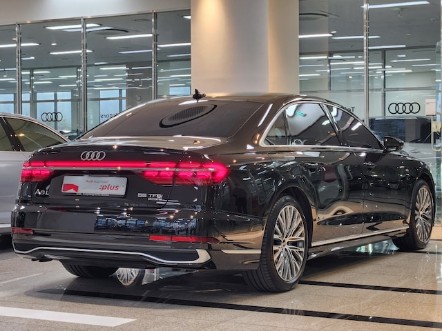 Audi A8 L 3