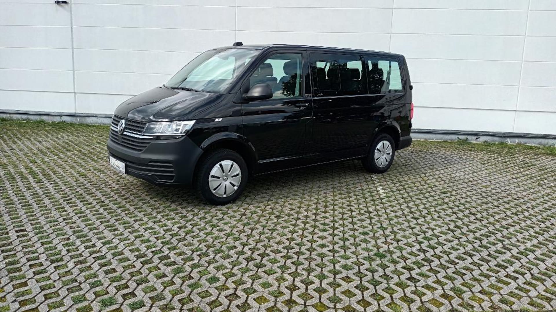 Volkswagen T6.1 Transporter Kombi kurzer Radstand