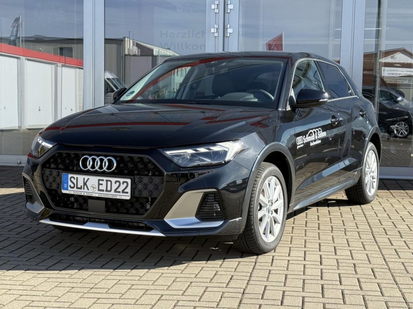 Bild über Audi A1 allstreet 30 TFSI S tronic - für weitere Informationen kontaktieren Sie den Audi Partner