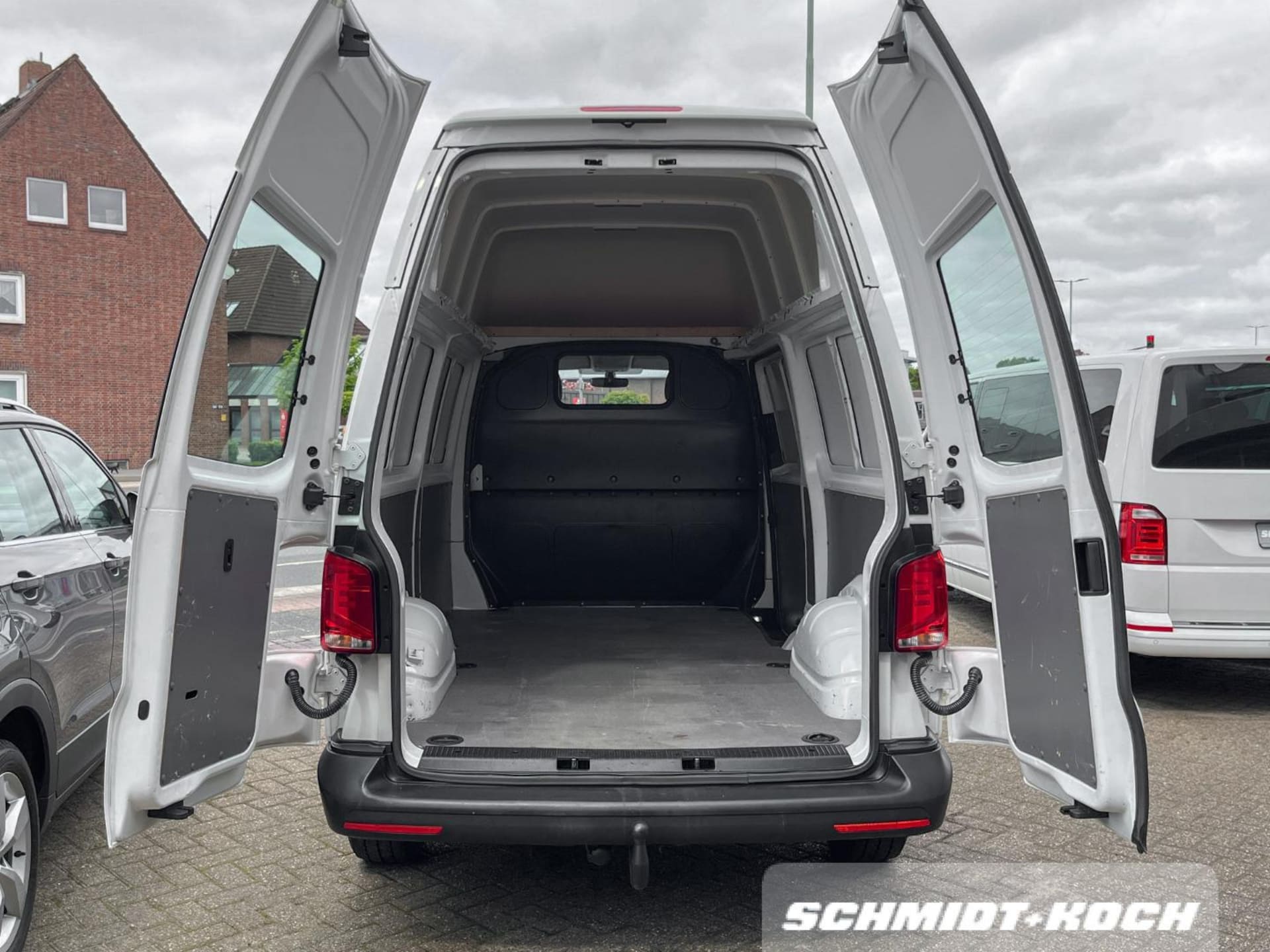 Volkswagen T6.1 Transporter Kasten langer Radstand