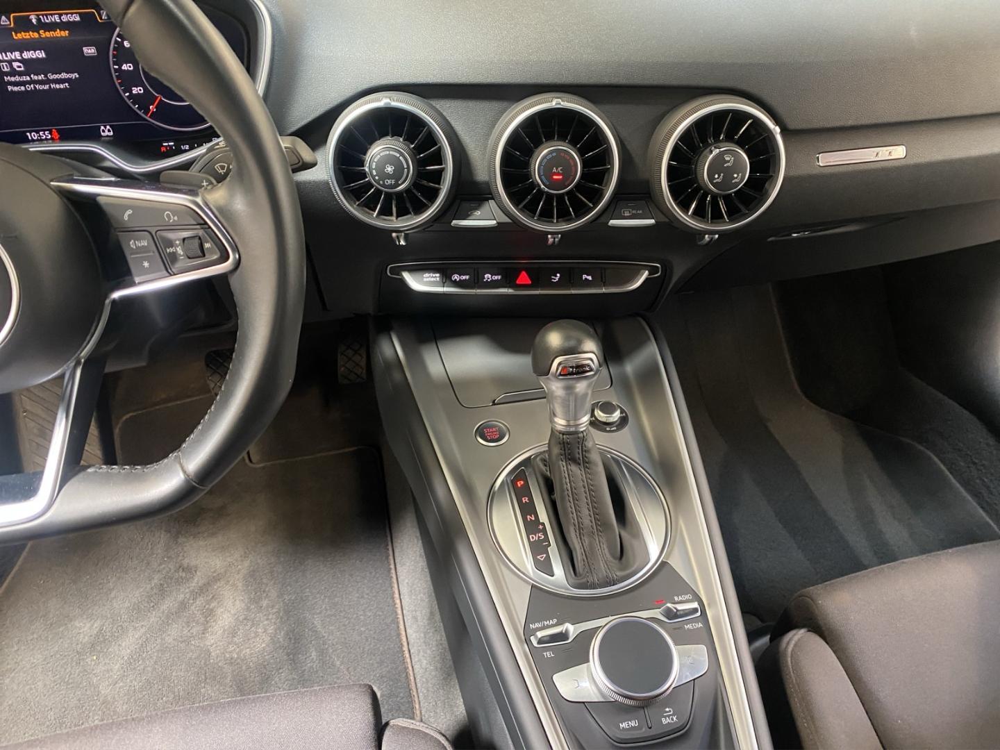 Image about Audi TT Coupé 45 TFSI S tronic