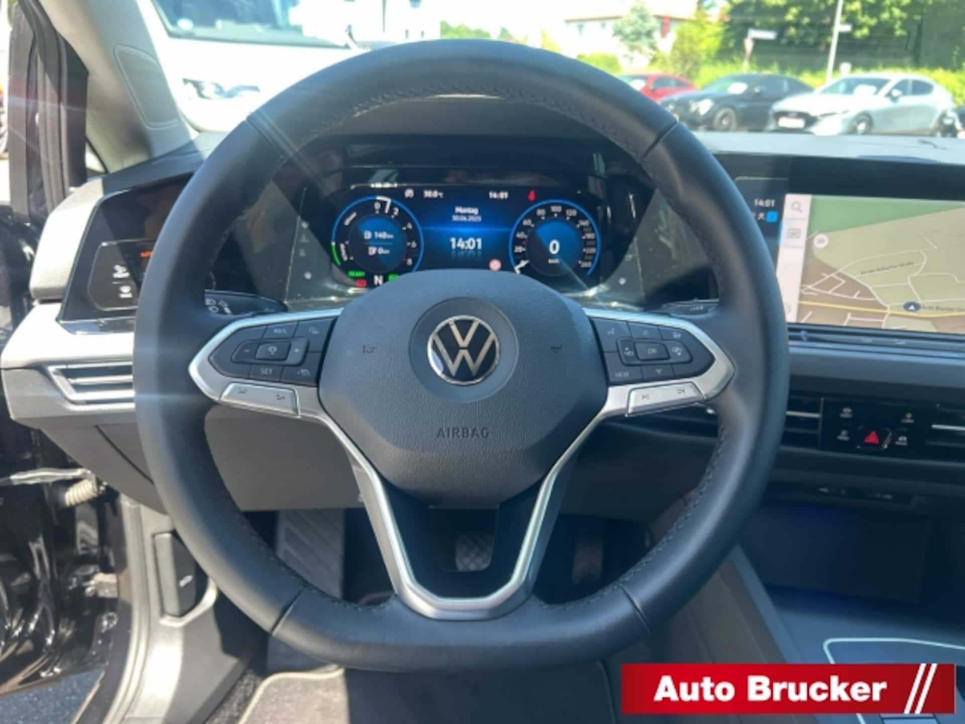 Volkswagen Golf Style