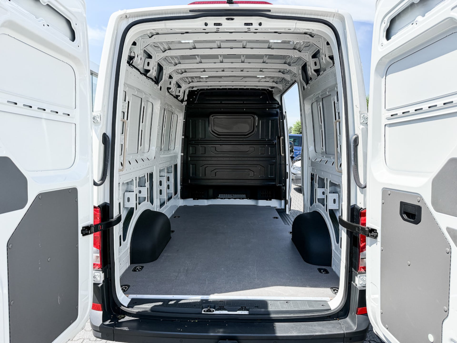 Volkswagen Crafter Kasten mittlerer Radstand