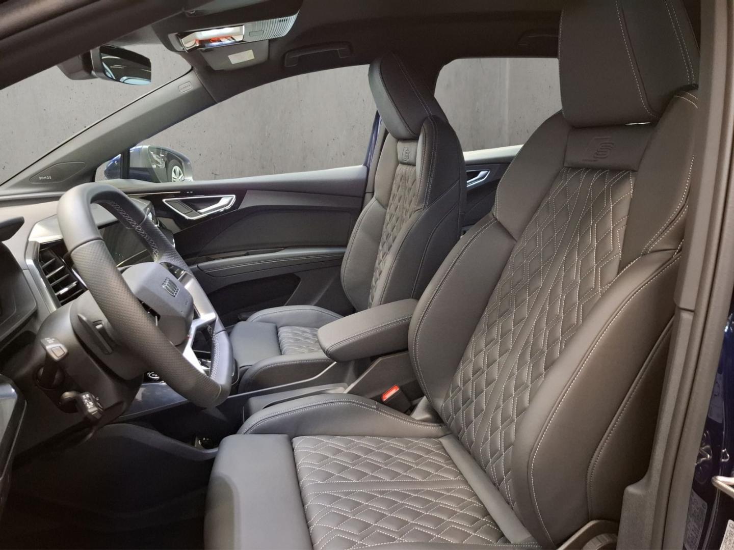 Image about Audi Q4 e-tron 40 e-tron