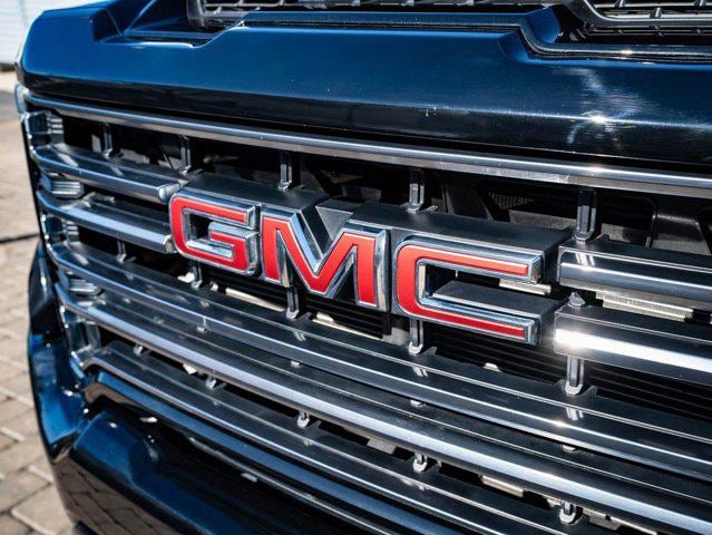 2023 GMC Sierra