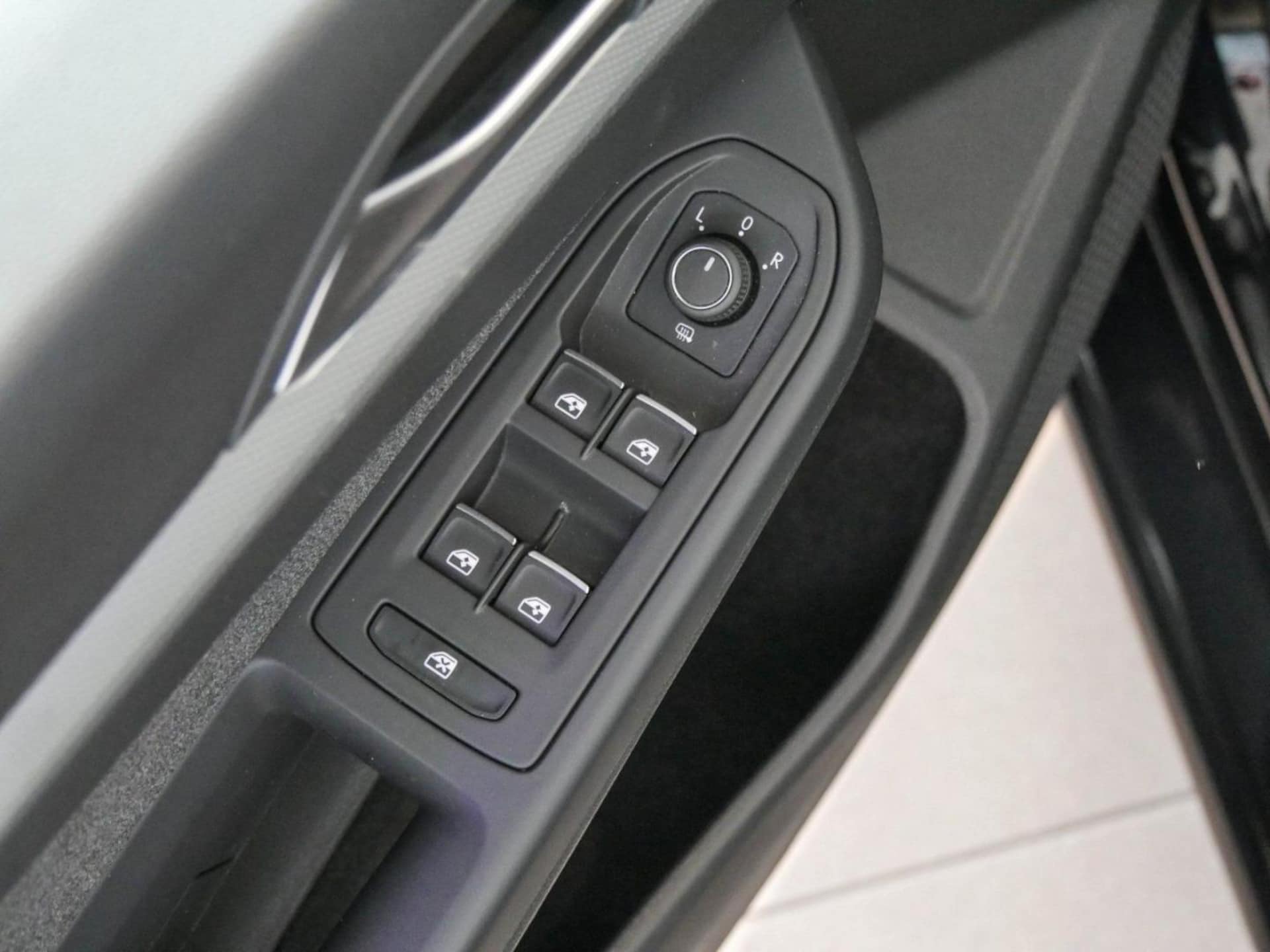 Volkswagen Golf MOVE