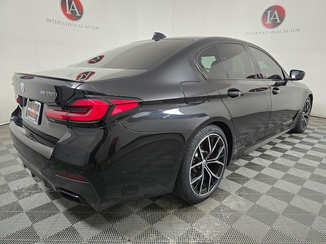 2023 BMW M550