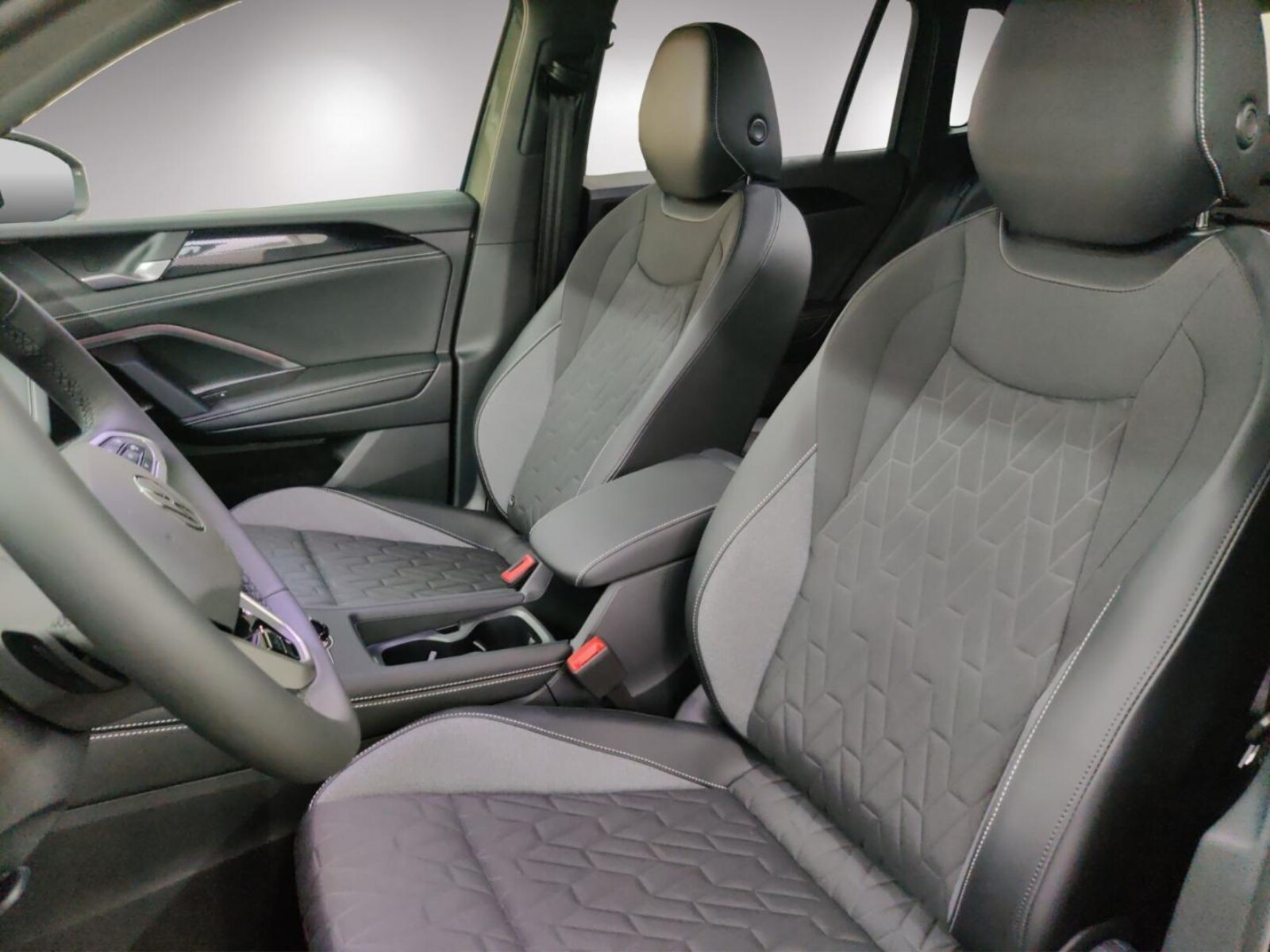 Volkswagen Tiguan – Bild 6