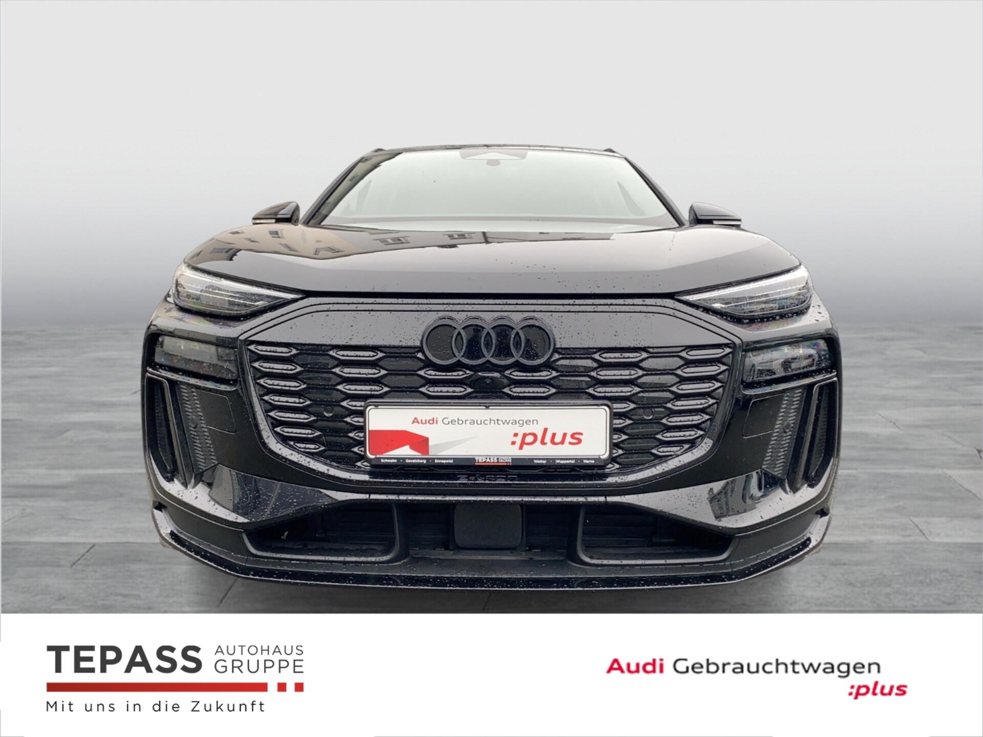 Audi SQ6 SUV e-tron