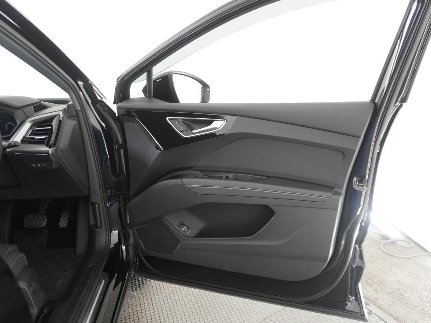 Image about Audi Q4 e-tron 40 e-tron 150,00 kW