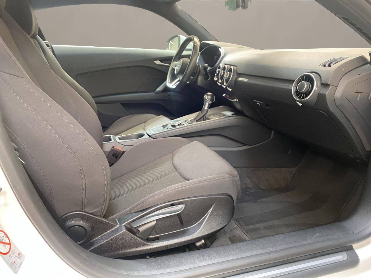 Image about Audi TT Coupé 45 TFSI S tronic