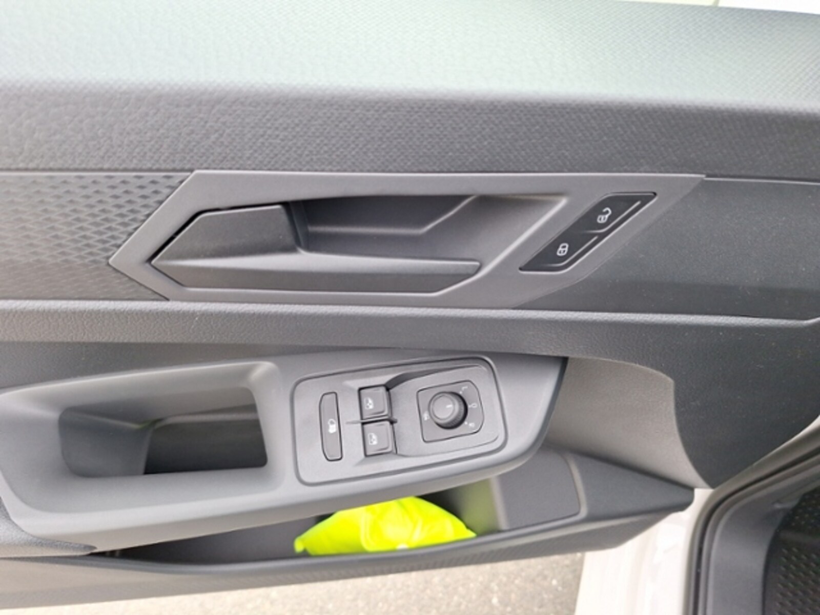 Volkswagen Caddy Maxi Cargo – Bild 11