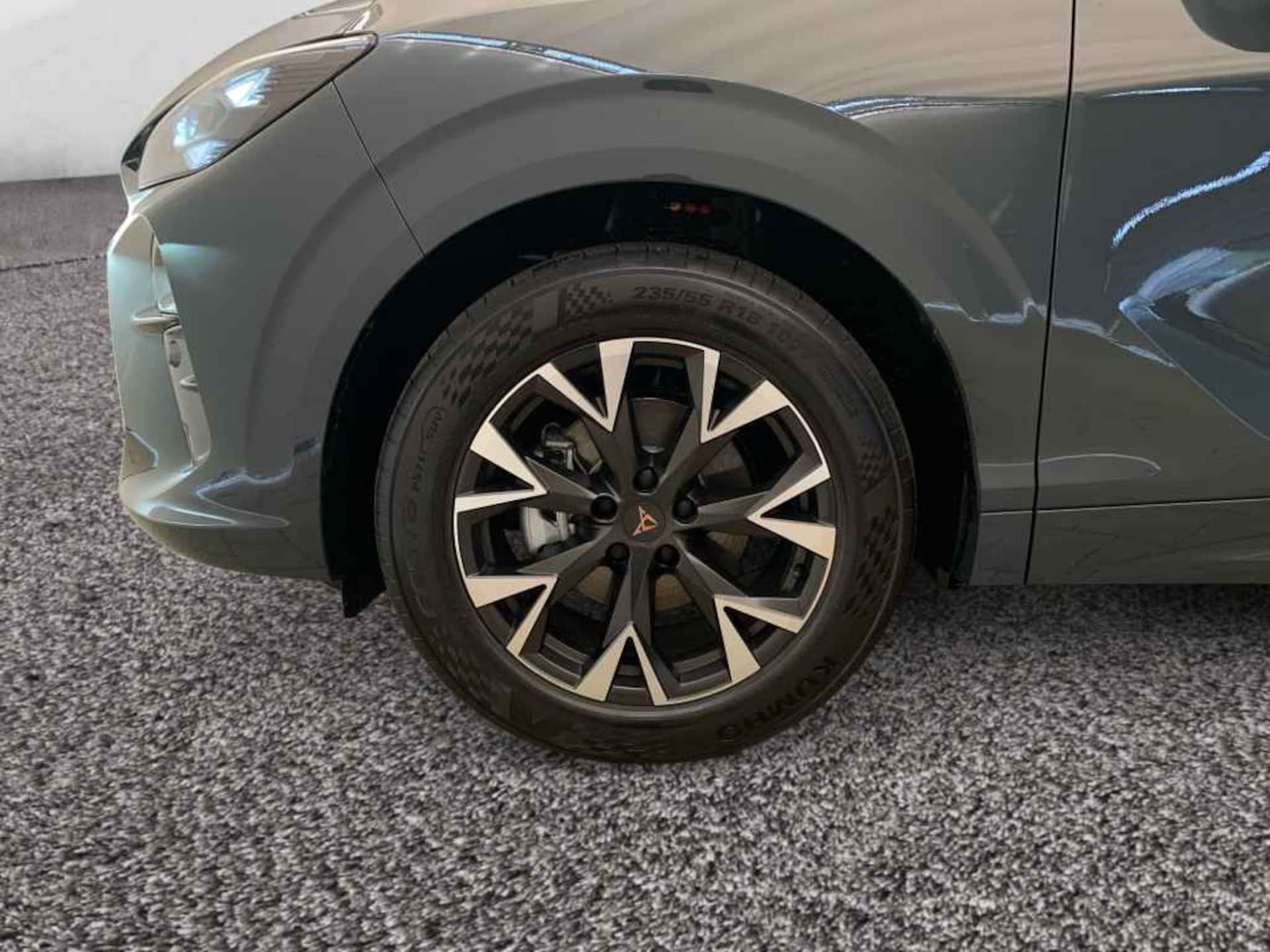 CUPRA Terramar
