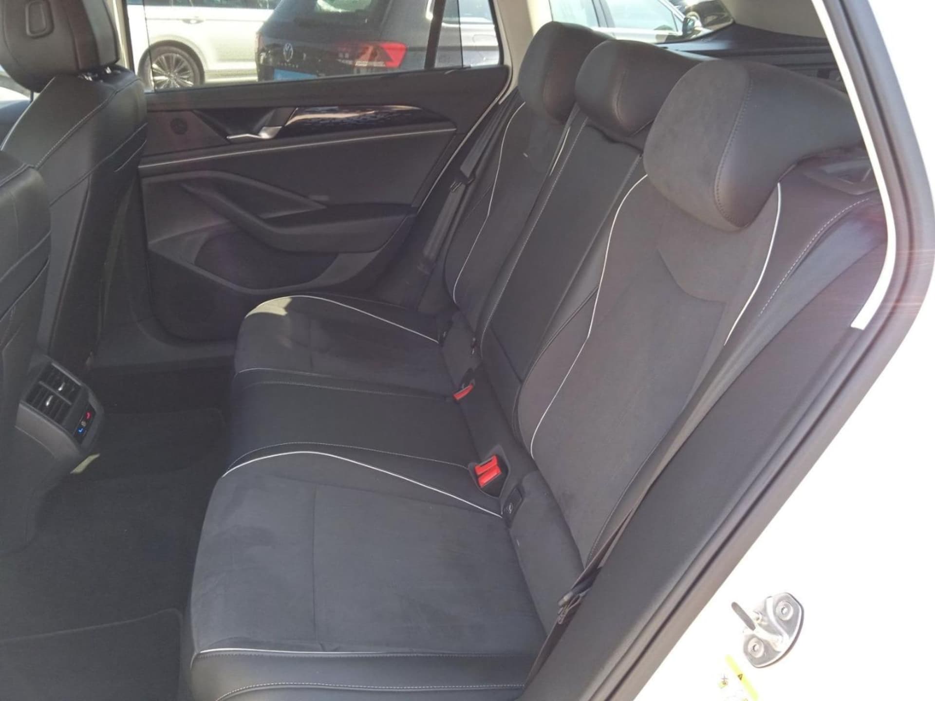 Volkswagen Passat Elegance