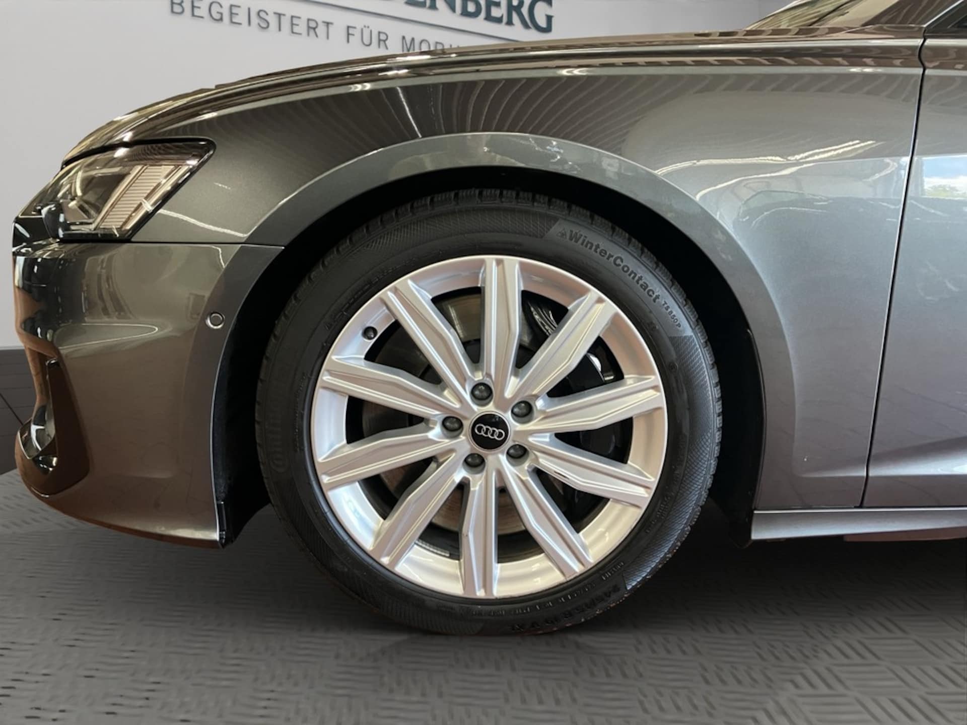 Audi S6 Avant