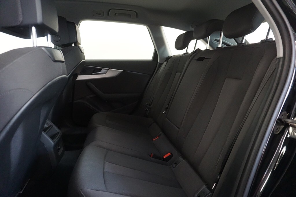 Bild som visar&nbsp;Audi A4 Avant&nbsp;A4 Avant 40 TDI quattro Proline advanced 204 hk S tronic - för mer information kontakta din Audi Partner