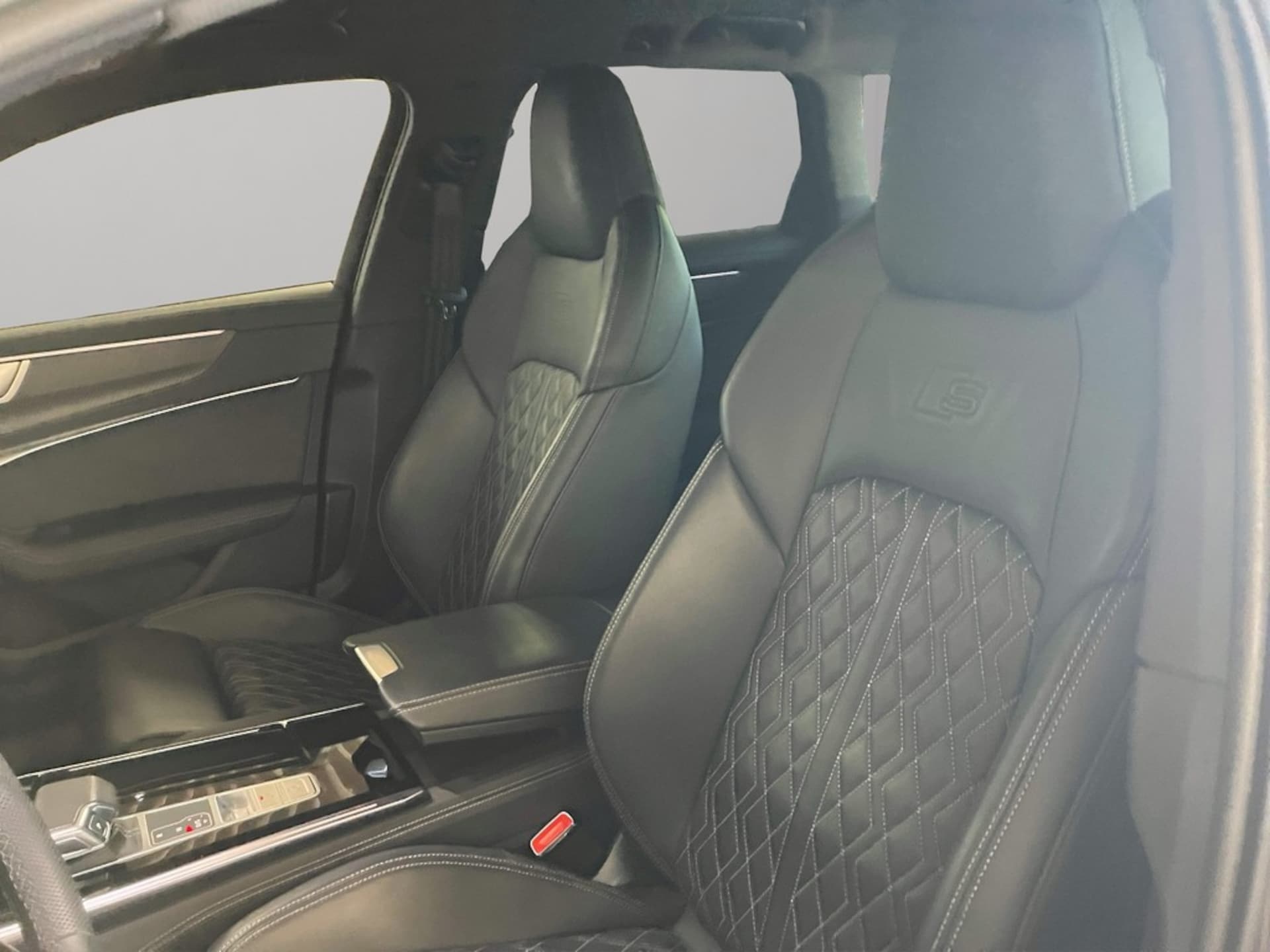 Audi S6 Avant