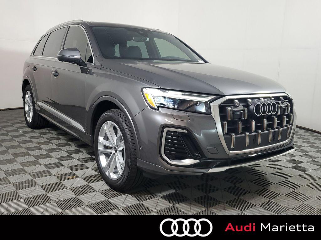 2025 Audi Q7 45 Premium quattro Tiptronic's photo