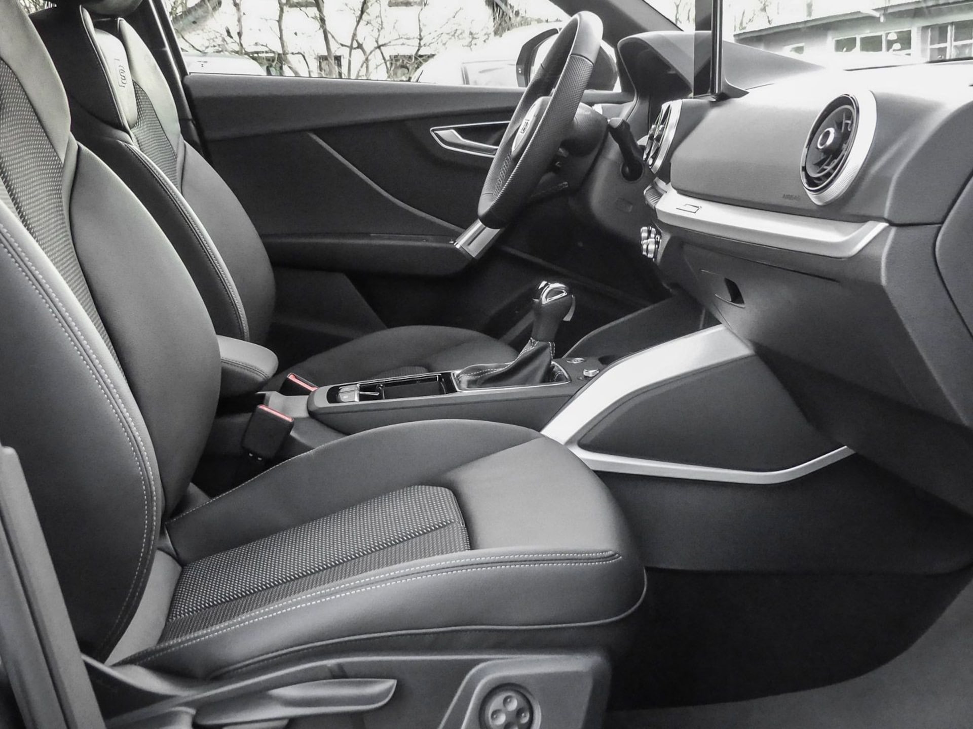 Audi Q2 S line