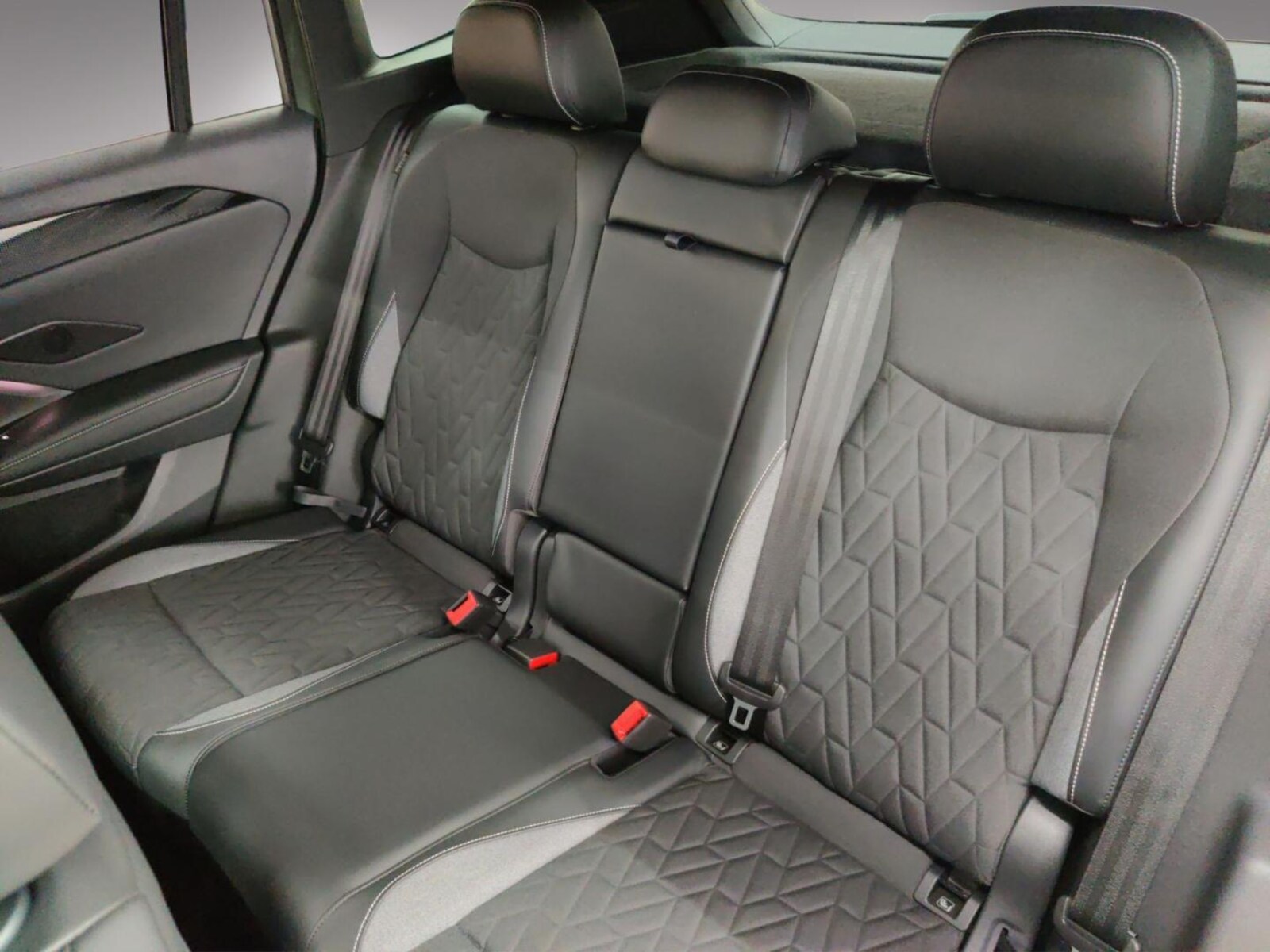 Volkswagen Tiguan – Bild 13