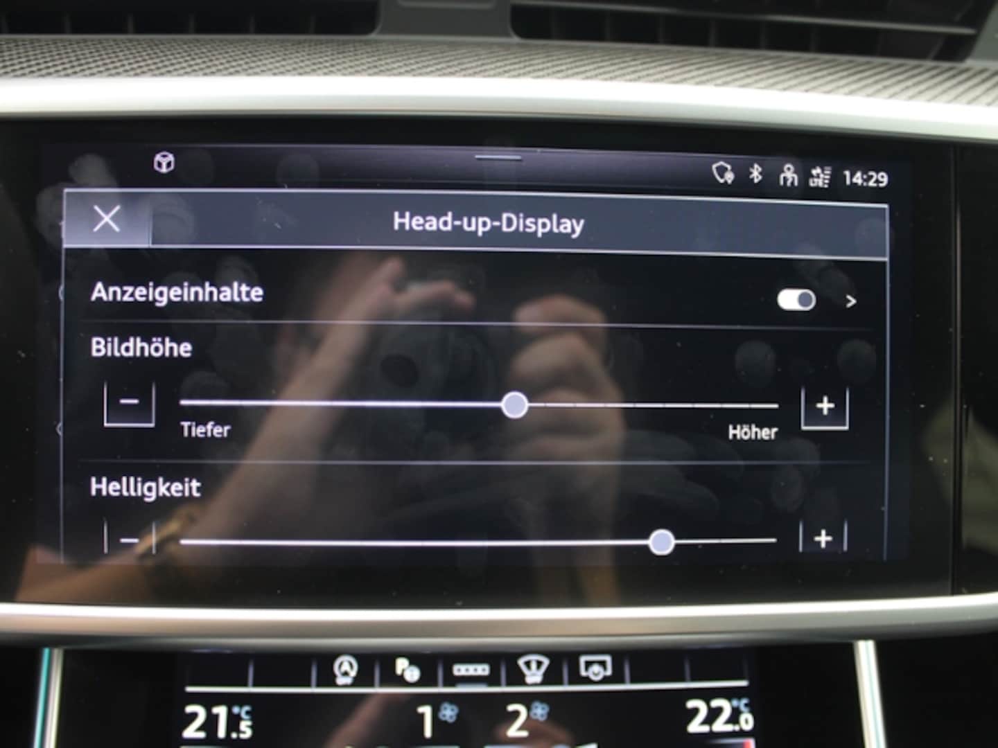 Bild über Audi RS 6 Avant performance TFSI quattro tiptronic - für weitere Informationen kontaktieren Sie den Audi Partner