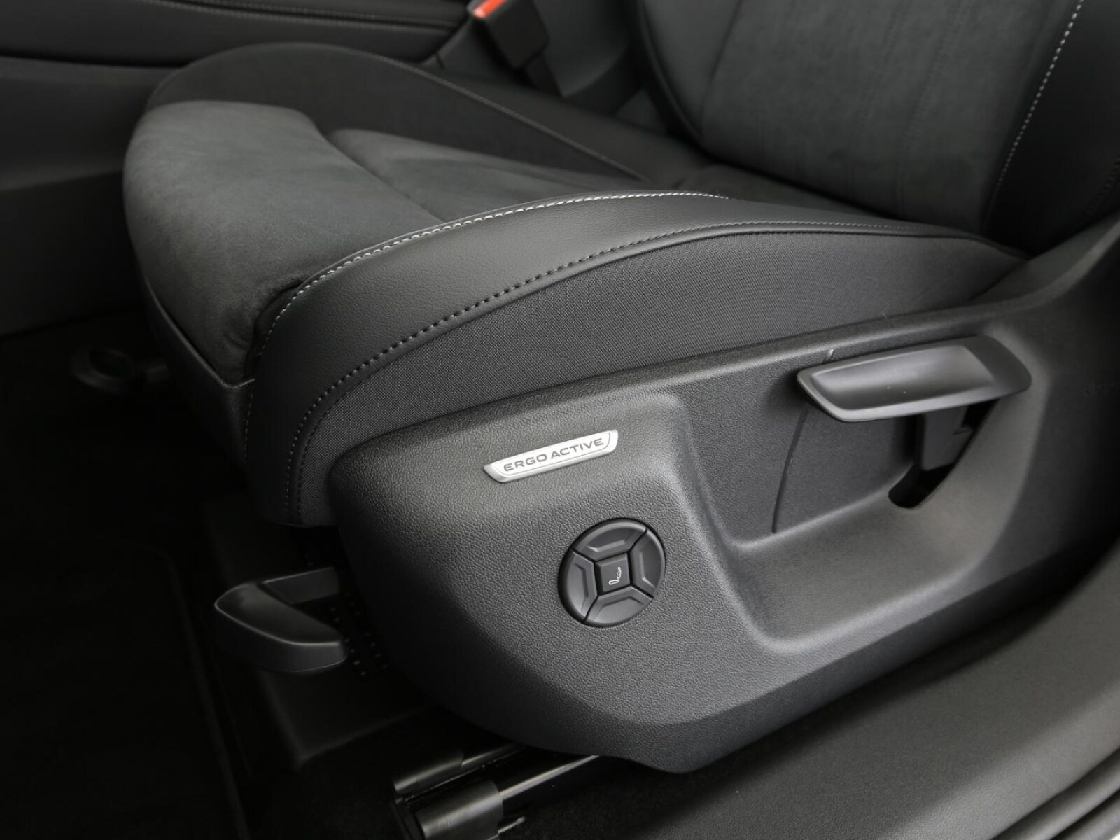 Volkswagen Tiguan – Bild 16