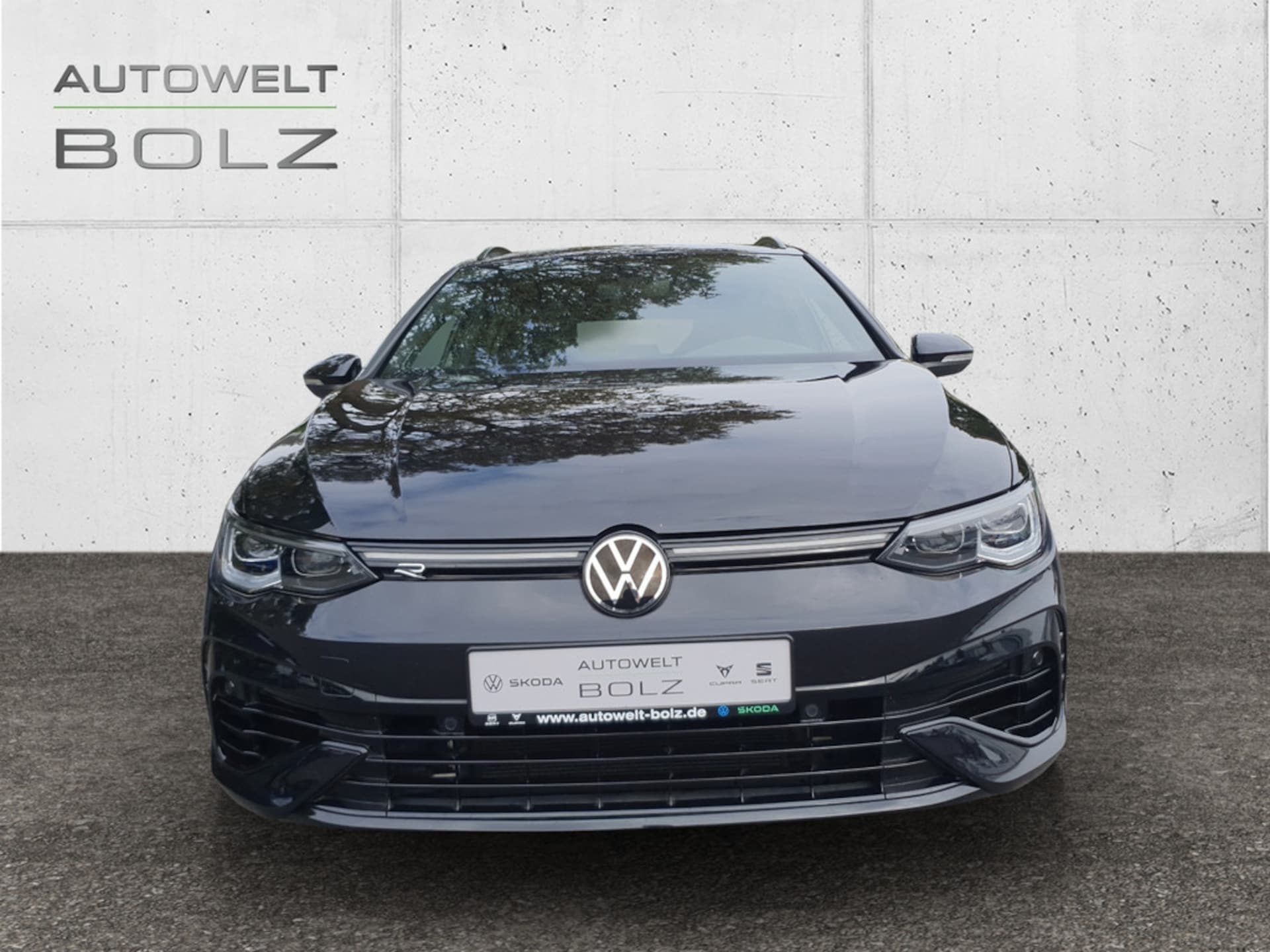Volkswagen Golf Variant R