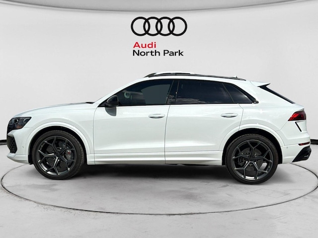 2026 Audi RS Q8 SUV performance
