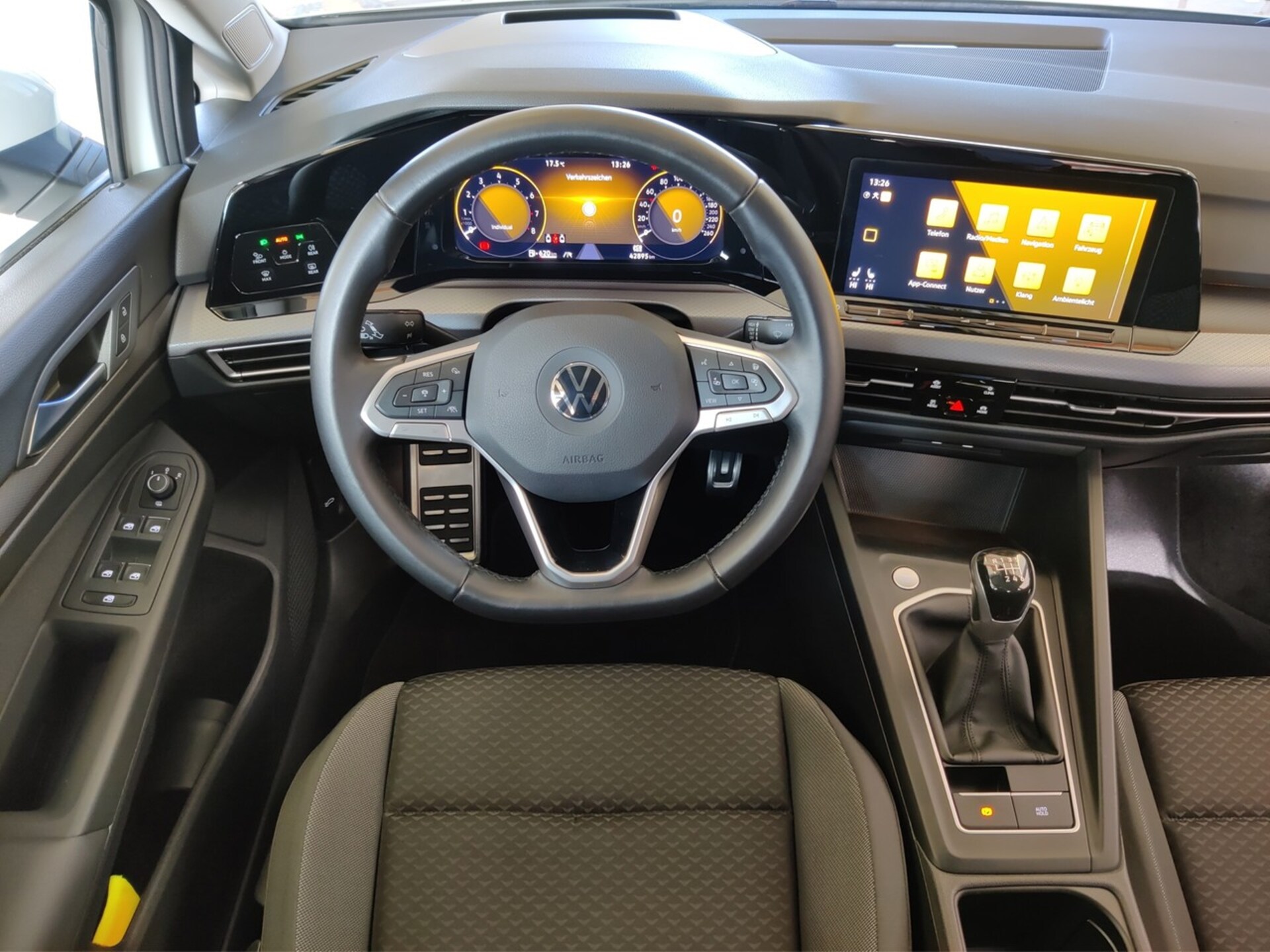 Volkswagen Golf Active