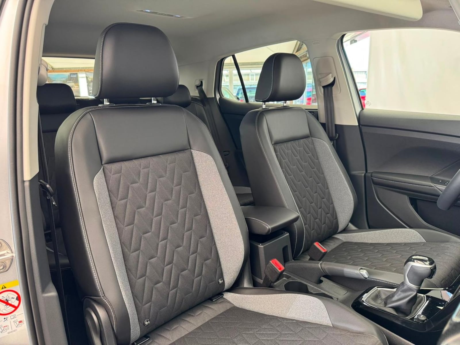 Volkswagen T-Cross – Bild 13