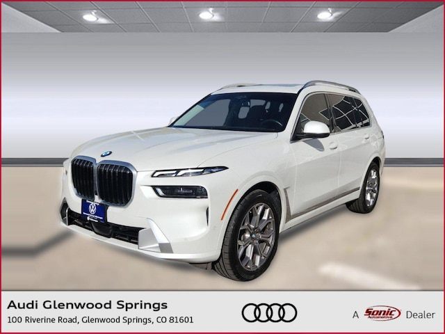 2023 BMW X7