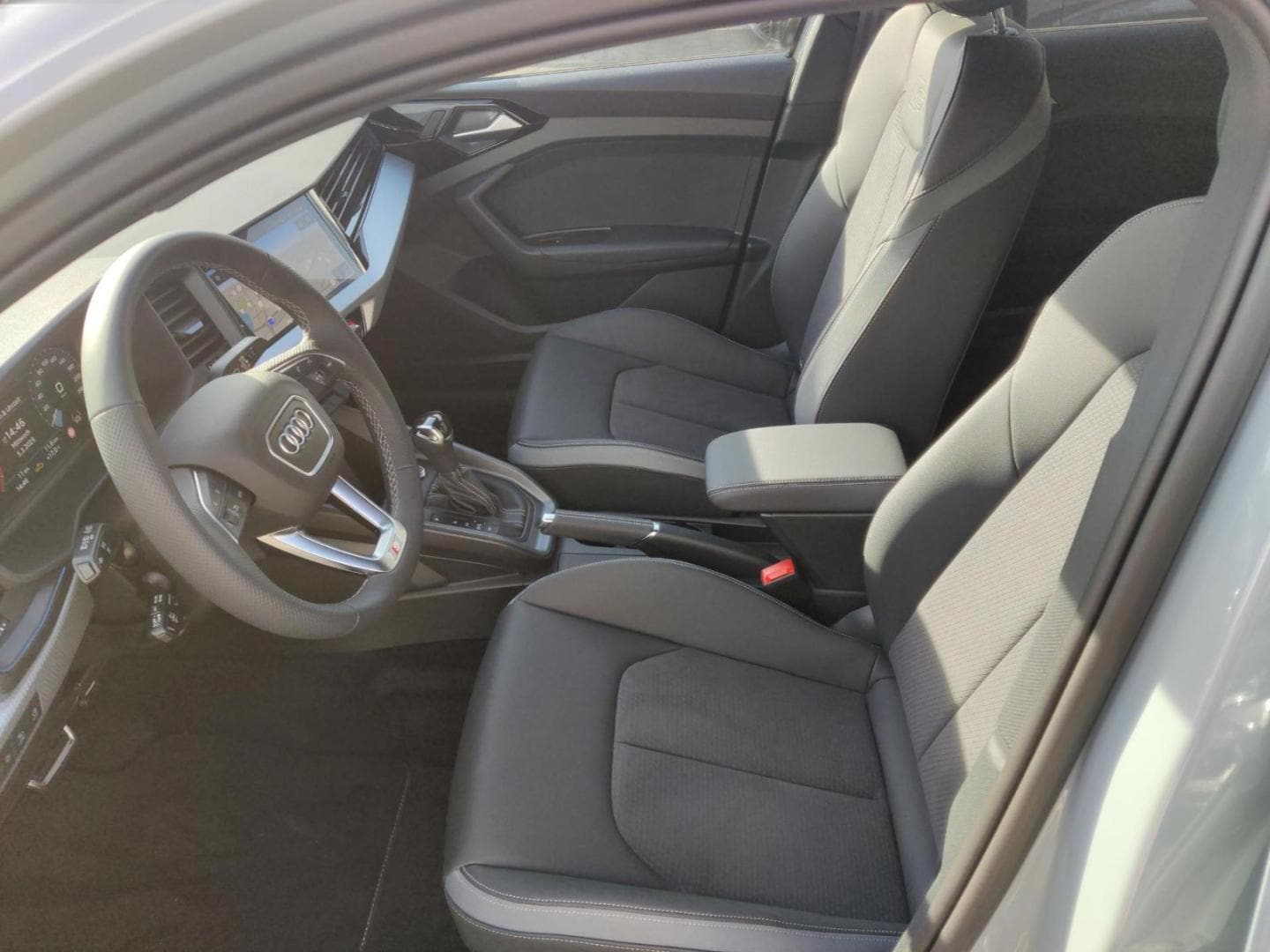 Bild über Audi A1 allstreet 35 TFSI S tronic - für weitere Informationen kontaktieren Sie den Audi Partner