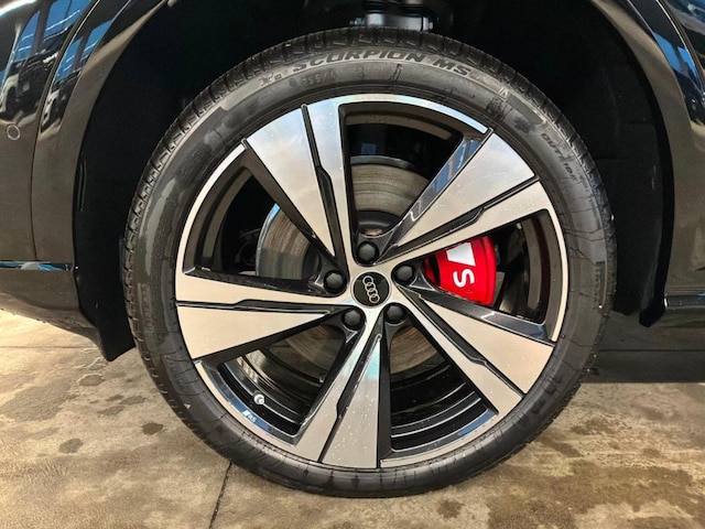 2025 Audi SQ5