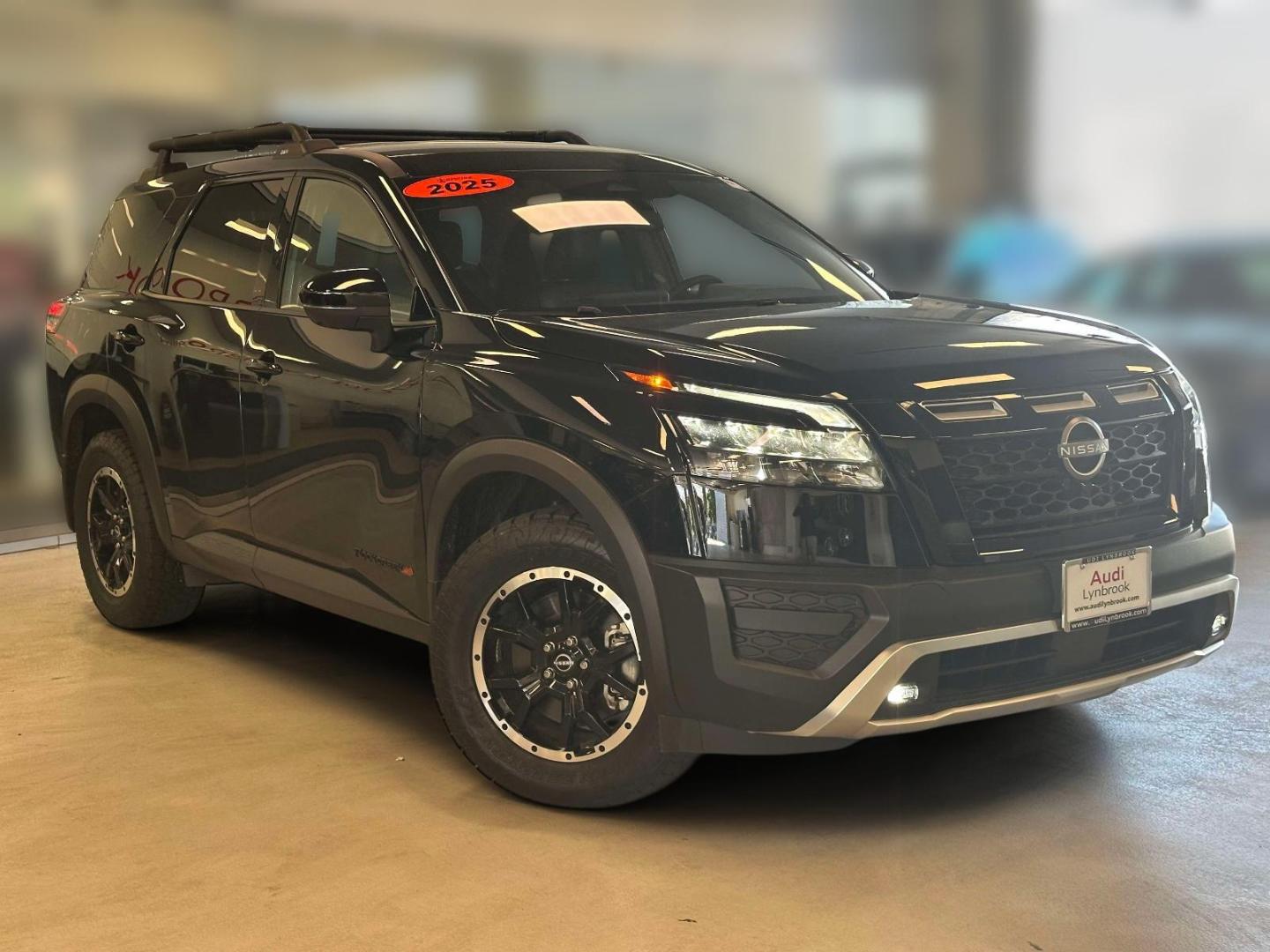 2025 Nissan Pathfinder Rock Creek 4WD's photo