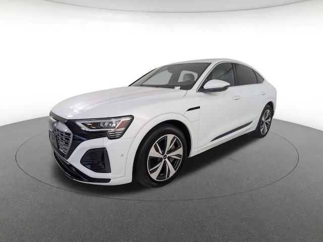 2024 Audi Q8 Sportback e-tron