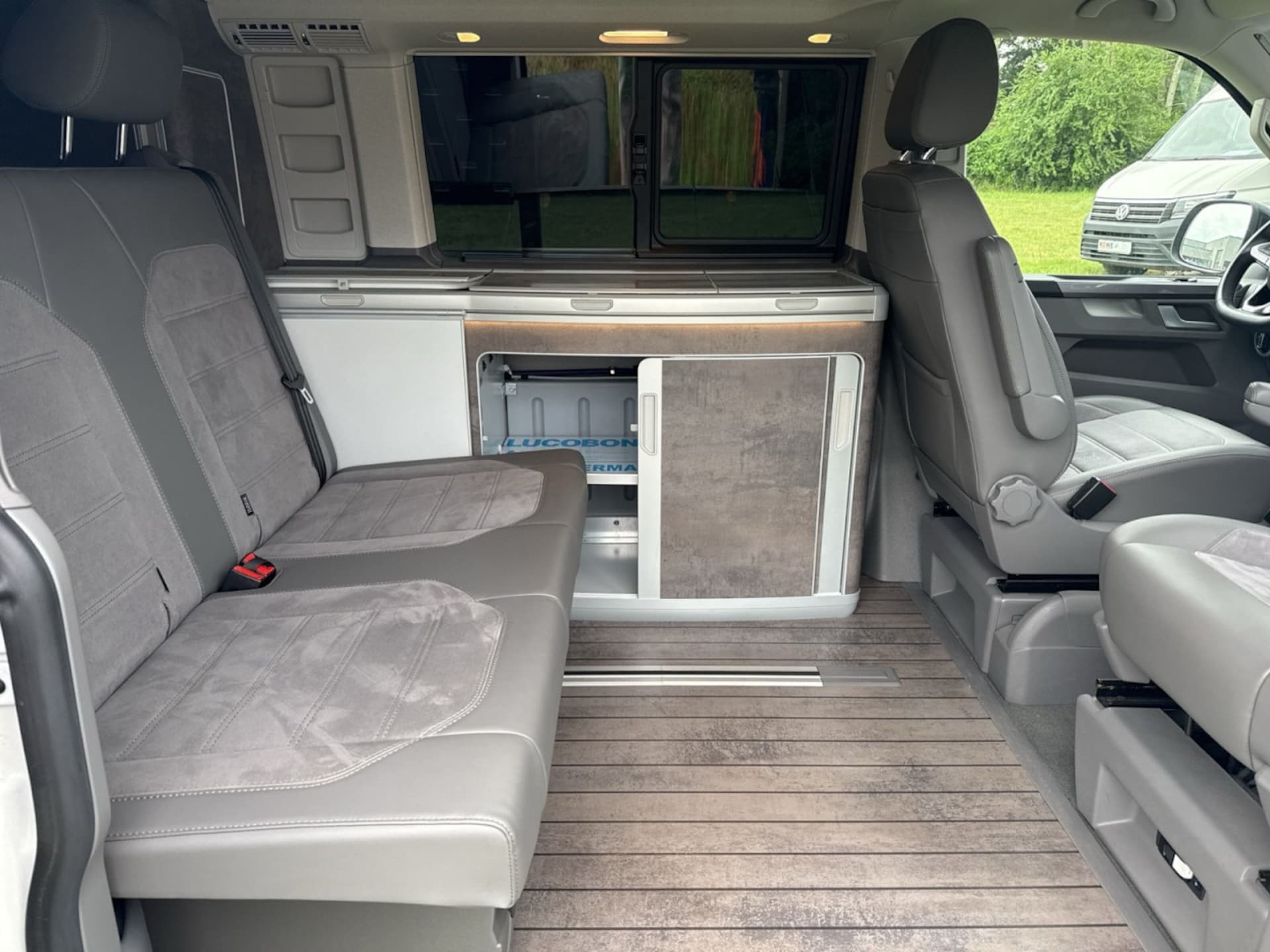 Volkswagen T6.1 California Ocean