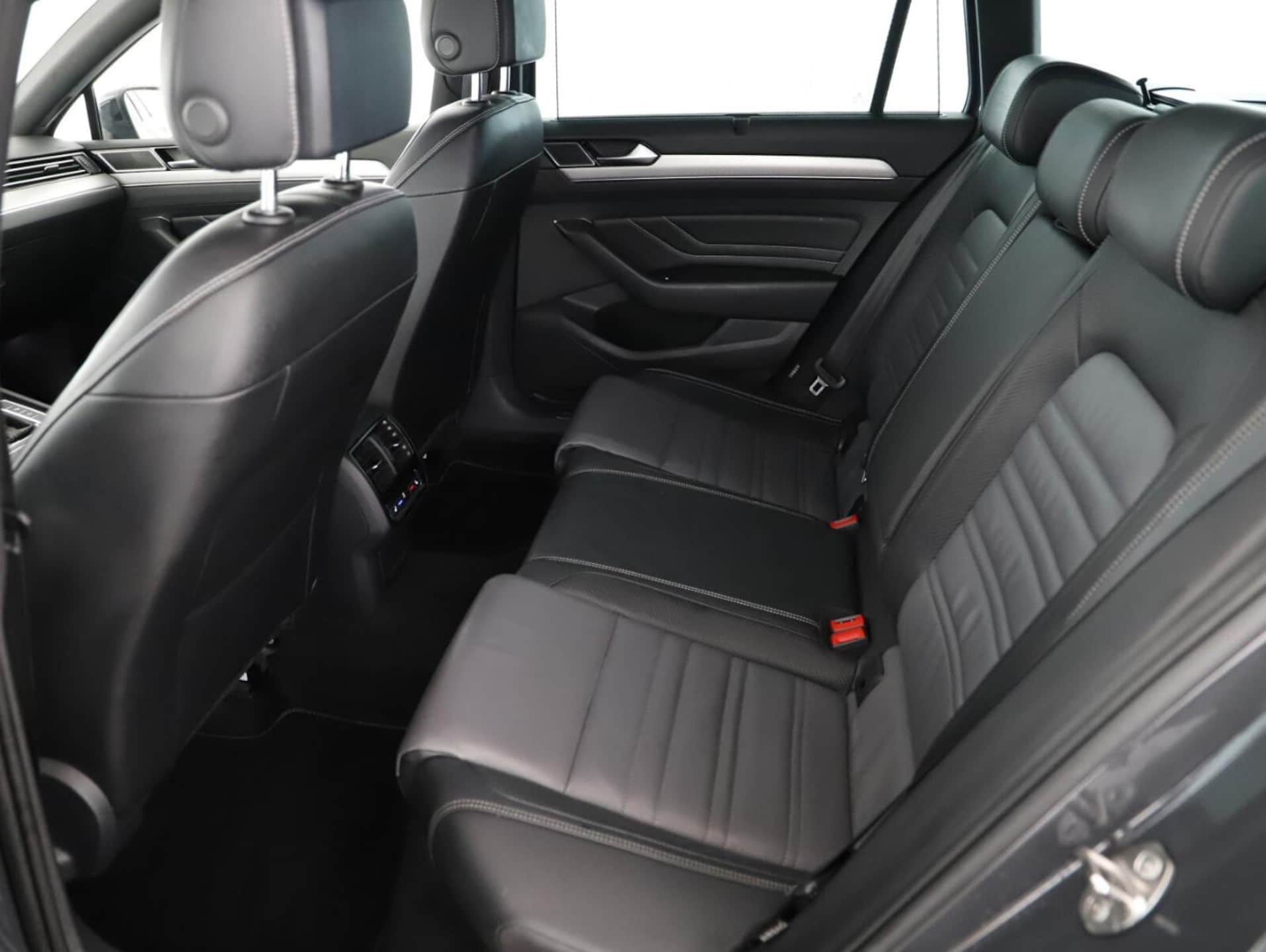 Volkswagen Passat Variant Elegance
