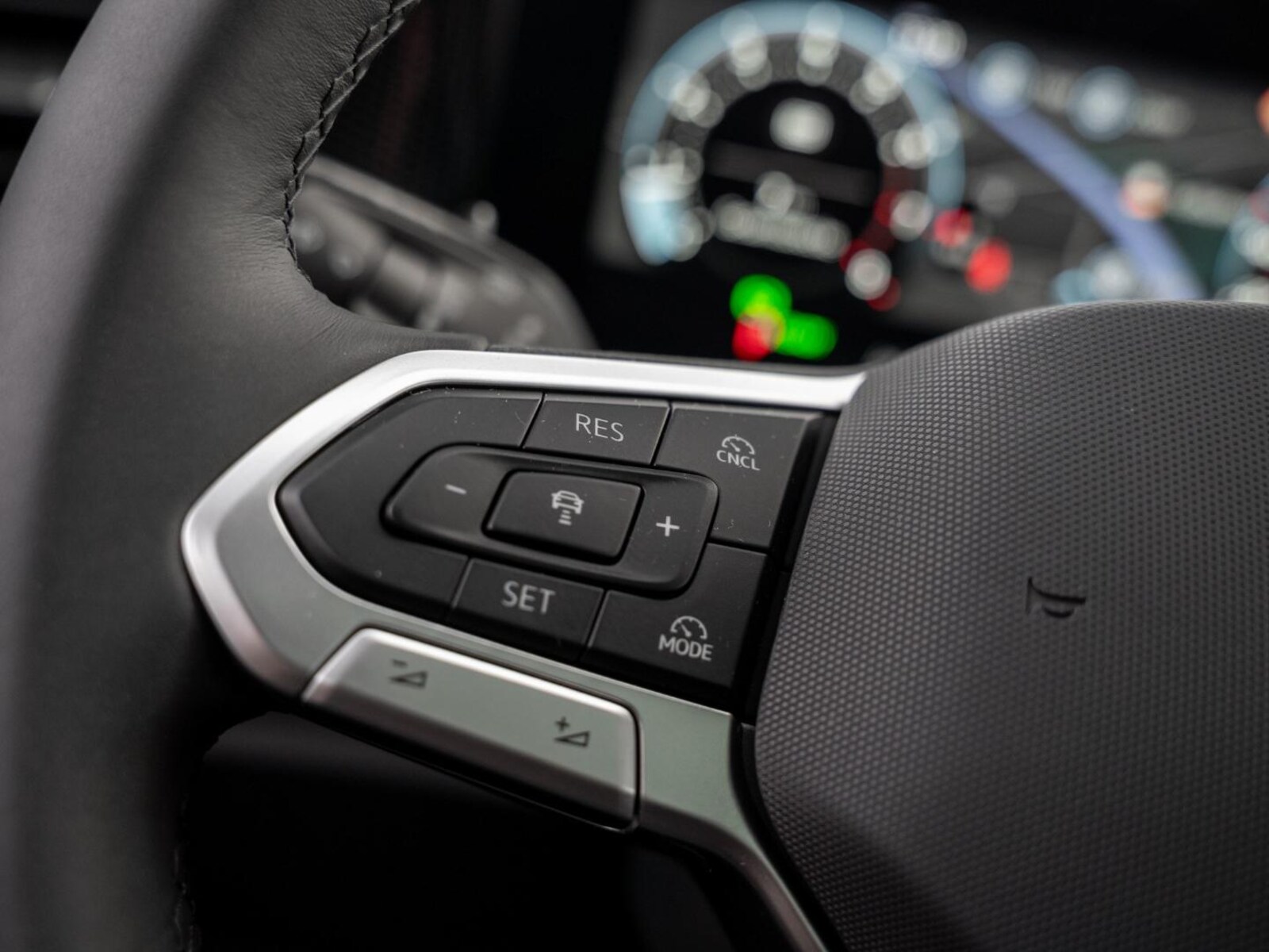 Volkswagen Tiguan – Bild 24