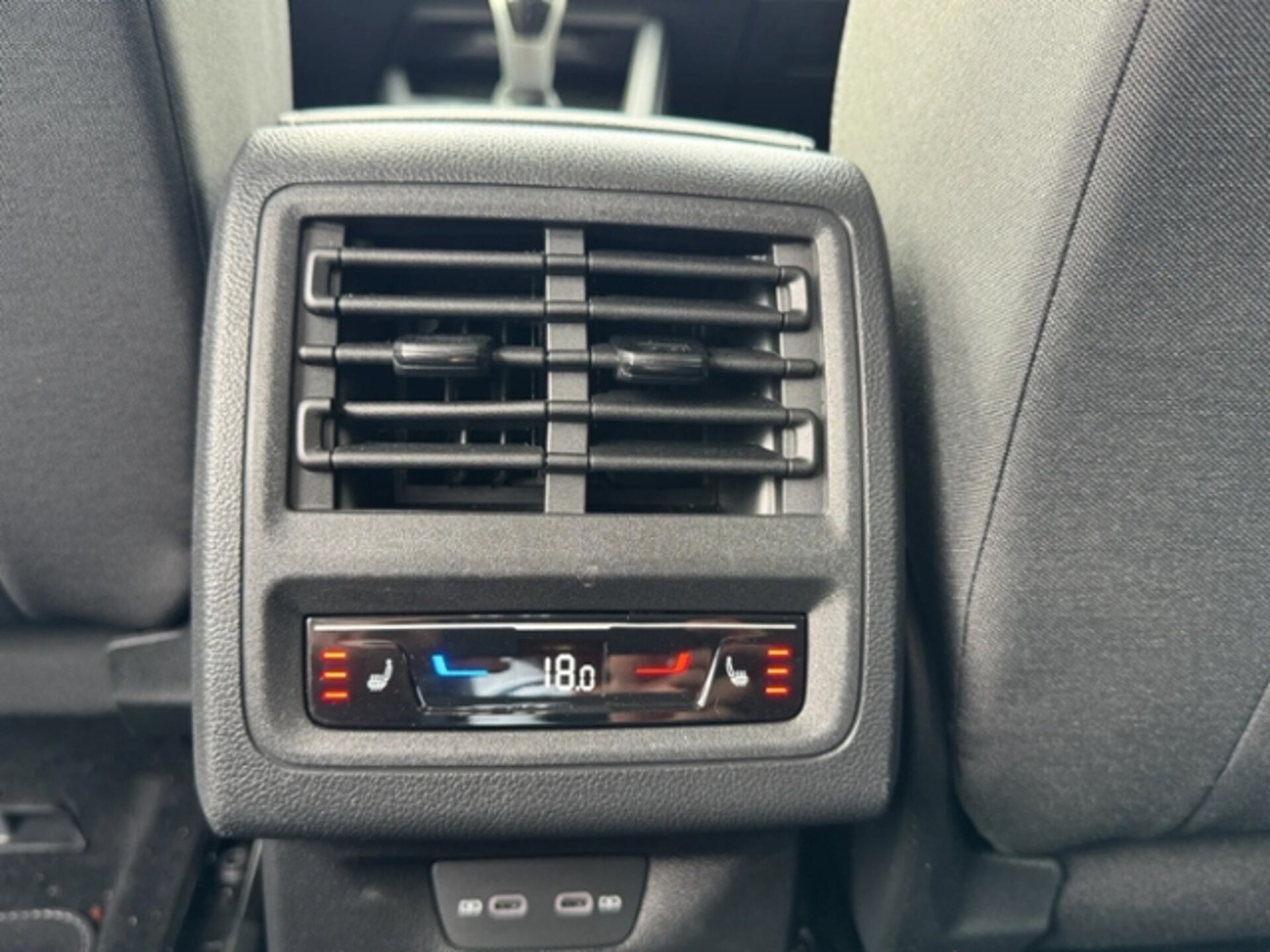 Volkswagen Golf Active