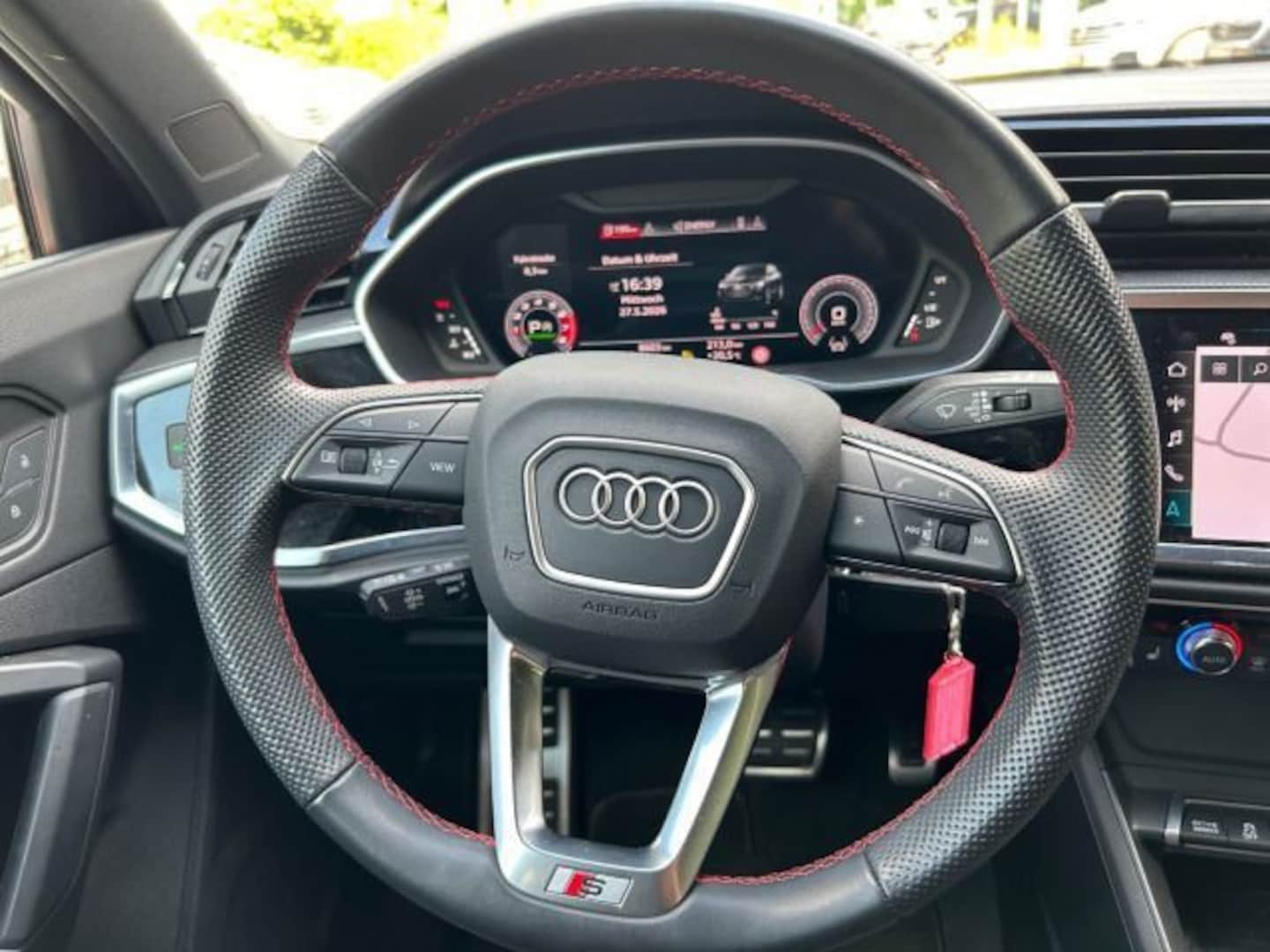 Bild über Audi Q3 Sportback S line 40 TFSI quattro S tronic - für weitere Informationen kontaktieren Sie den Audi Partner