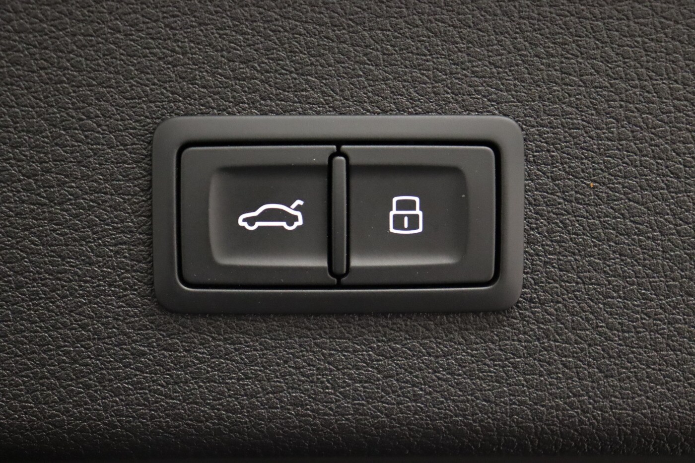 Image about Audi Q8 Sportback e-tron S line 55 e-tron quattro