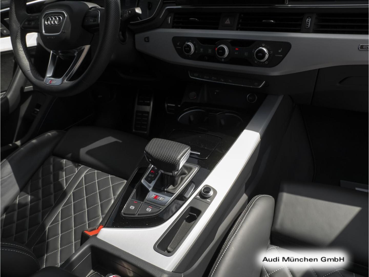 Bild über - für weitere Informationen kontaktieren Sie den Audi Partner