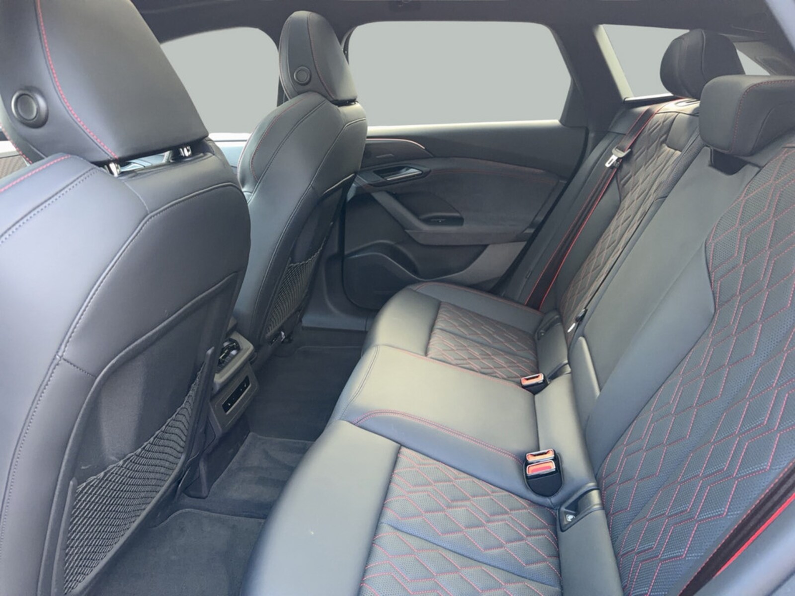 Audi S6 Avant e-tron – Bild 12