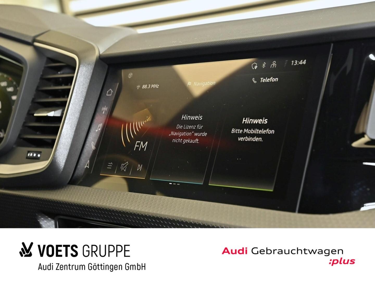 Bild über Audi A1 Sportback S line 35 TFSI S tronic - für weitere Informationen kontaktieren Sie den Audi Partner