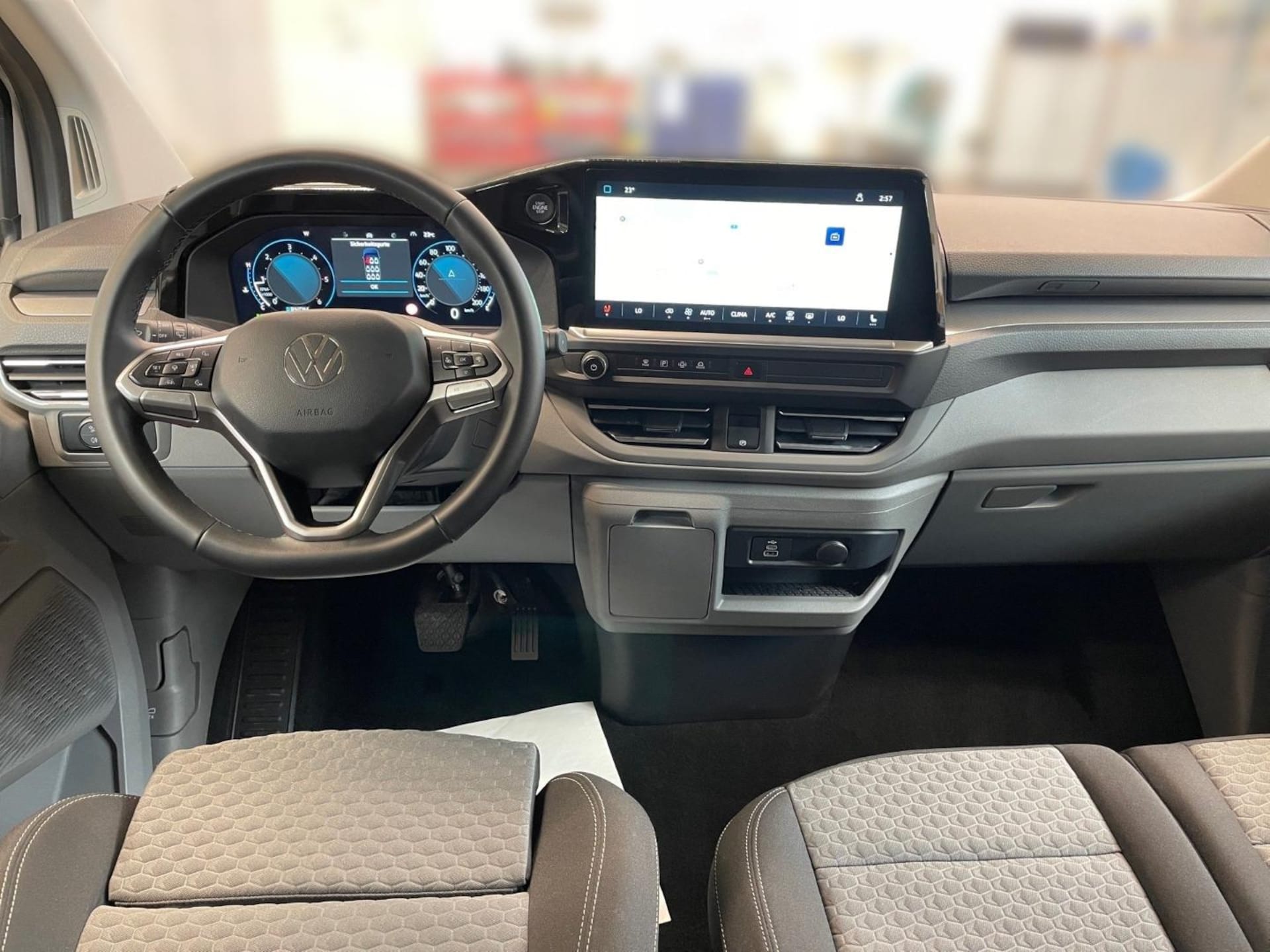 Volkswagen Caravelle Style