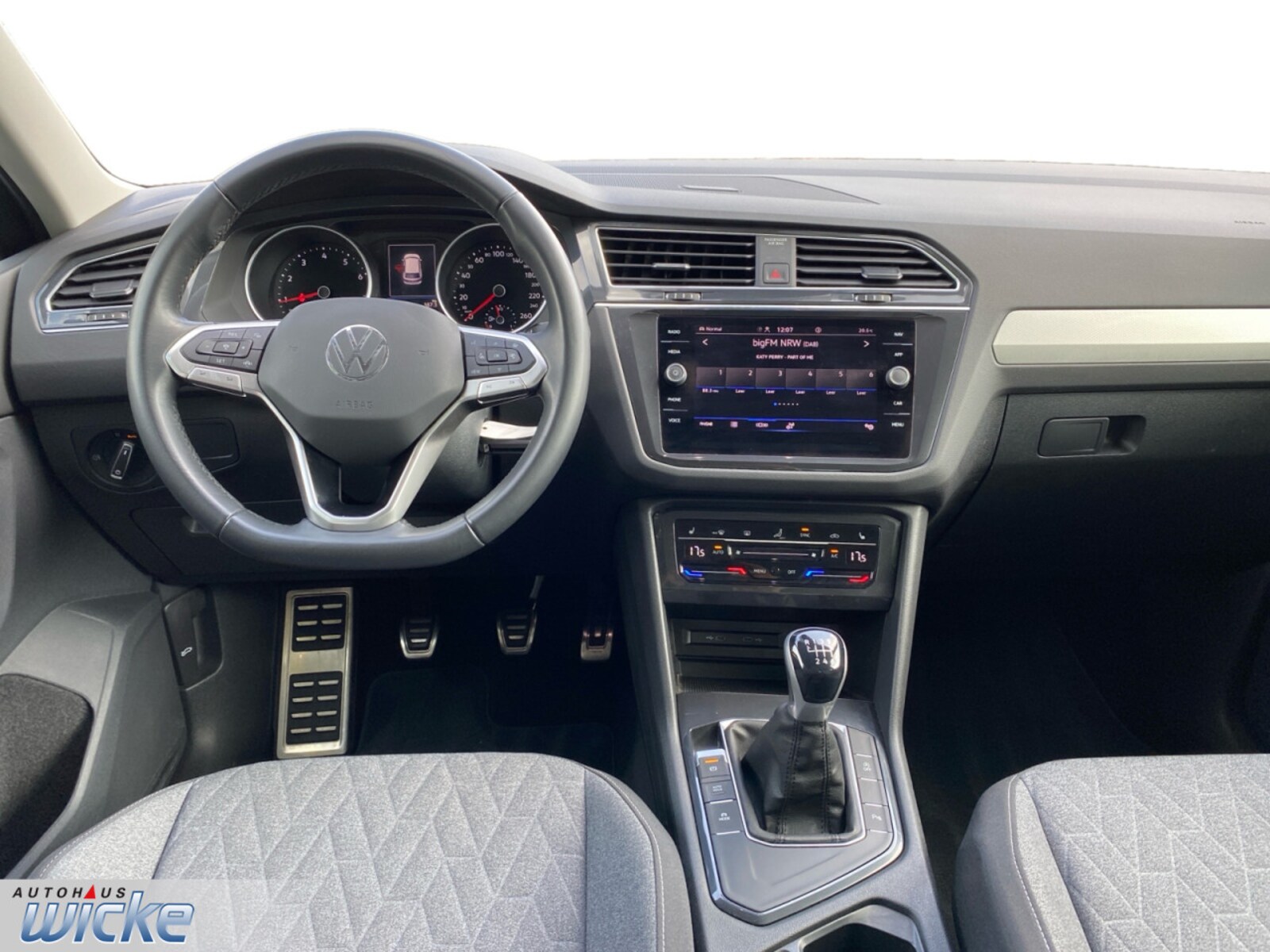 Volkswagen Tiguan – Bild 9